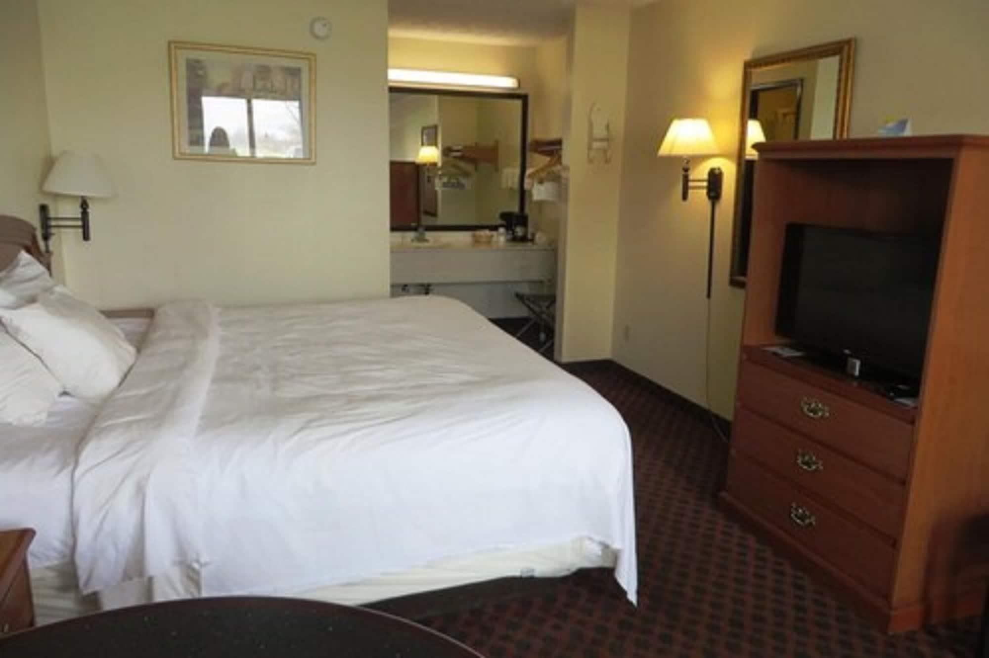 Days Inn By Wyndham Plainfield Eksteriør bilde